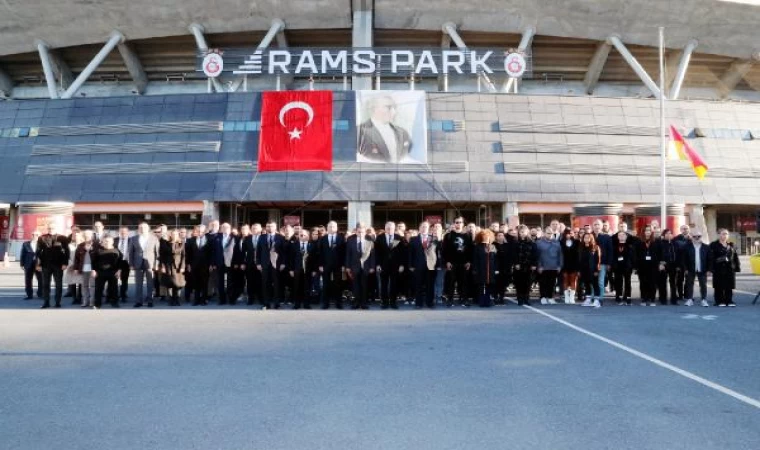 Galatasaray’da Atatürk için anma töreni düzenlendi