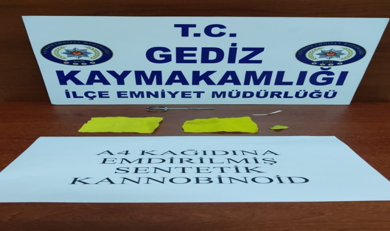 Gedizde A4 kağıdına emdirilmiş uyuşturucu ele geçirildi