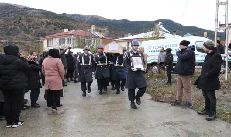 Gürültü kavgasında öldürülen 15 Temmuz gazisi ile oğlu son yolculuklarına uğurlandı