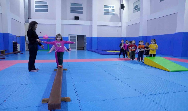 Güz dönemi jimnastik kursları yoğun ilgisini görüyor