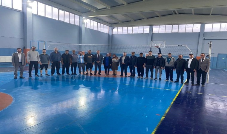 Hisarcıkta Öğretmenler Günü voleybol turnuvası