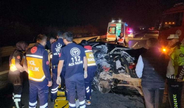 İBB Meclis Üyesi’nin içinde bulunduğu otomobil, otoyolda yayaya çarptı: 1 ölü, 2 yaralı