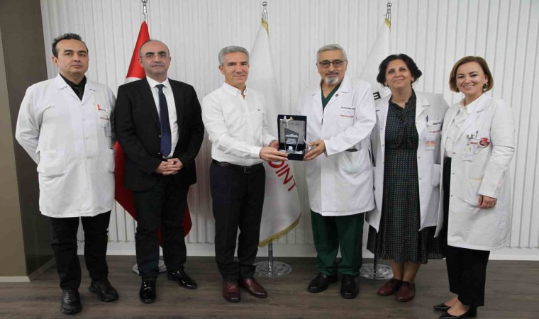 İEÜ Medical Point Hastanesine “Etik” ödülü