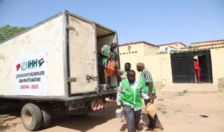 İHH Sudan’daki ailelere gıda malzemesi desteğinde bulundu