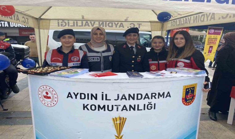 Jandarma ekipleri kadına şiddete karşı bilgilendirdi