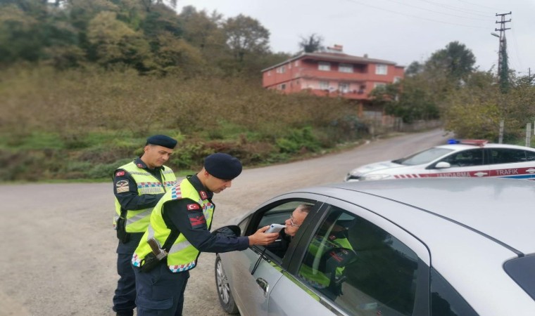 Jandarma trafik ekiplerinden yoğun denetim