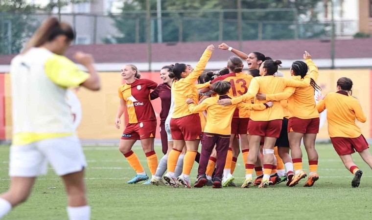 Kadın futbol derbisi Galatasarayın