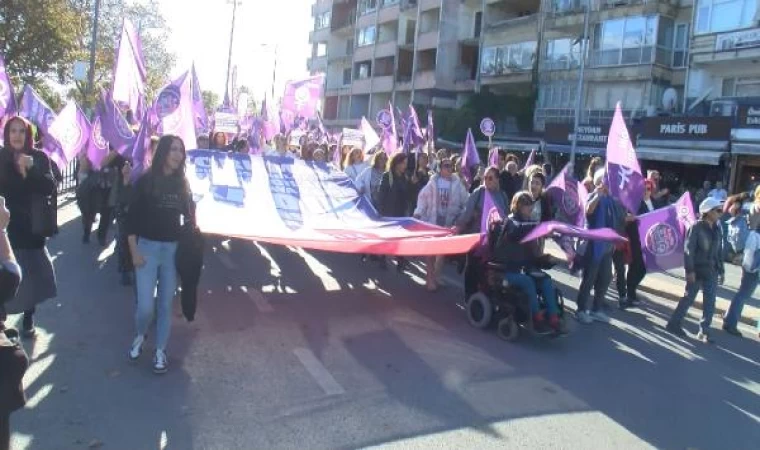 Kadın Meclisleri ve Kadın Cinayetlerini Durduracağız Platformu Kartal’da miting yaptı 