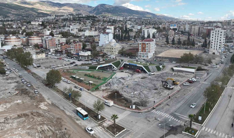 Kahramanmaraşta ikinci saçma yapı yıkılıyor