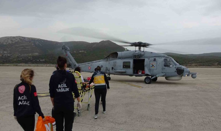 Kalp krizi geçiren vatandaş, askeri helikopter ile hastaneye ulaştırıldı