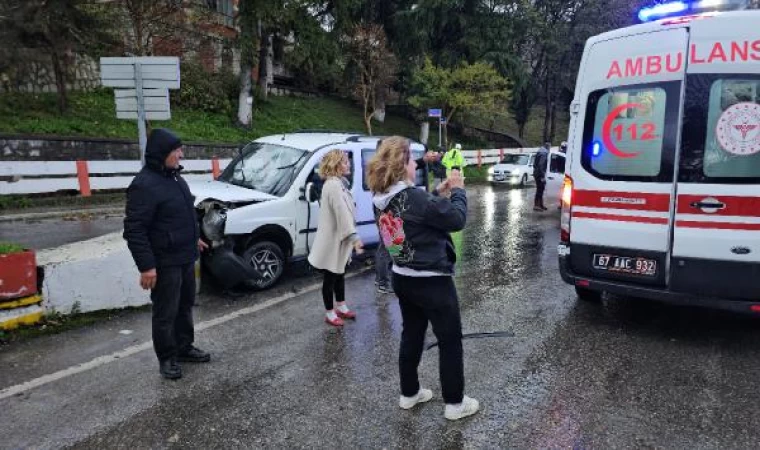 Kalp krizi geçirip kaza yapan sürücü hayatını kaybetti