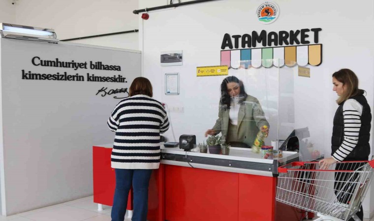 Karadenizin ilki AtaMarket Gıda Bankasında dayanışma sürüyor