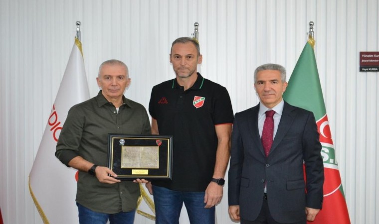 Karşıyaka Medical Pointte Gökhan Öner dönemi başladı