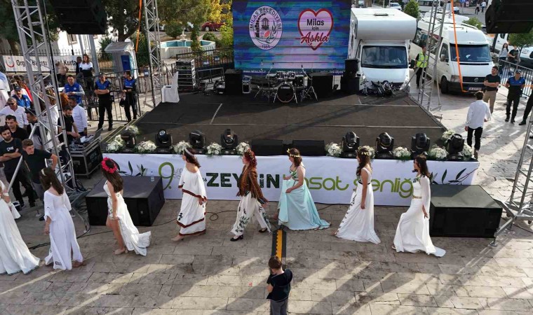 Karya defilesi yoğun ilgi gördü