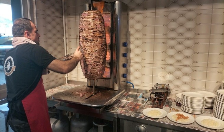 Kaymakam yediği döneri beğenmedi