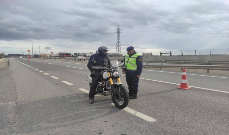 Kırklarelinde jandarmadan motosiklet denetimi