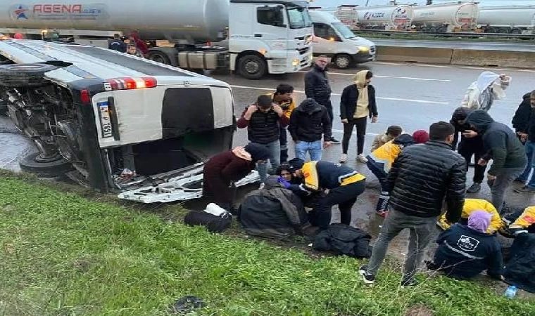 Kocaeli’de işçi servisi devrildi: 1’i ağır 9 yaralı