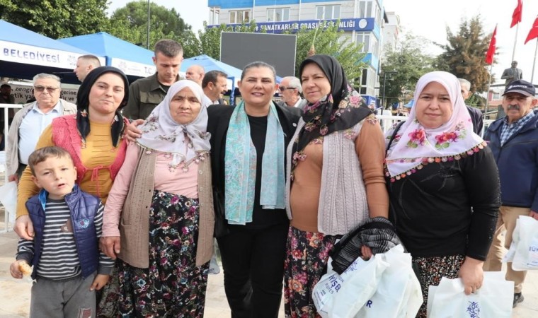 Köşklü vatandaşlar ve esnaf Çerçioğluna yoğun ilgi gösterdi