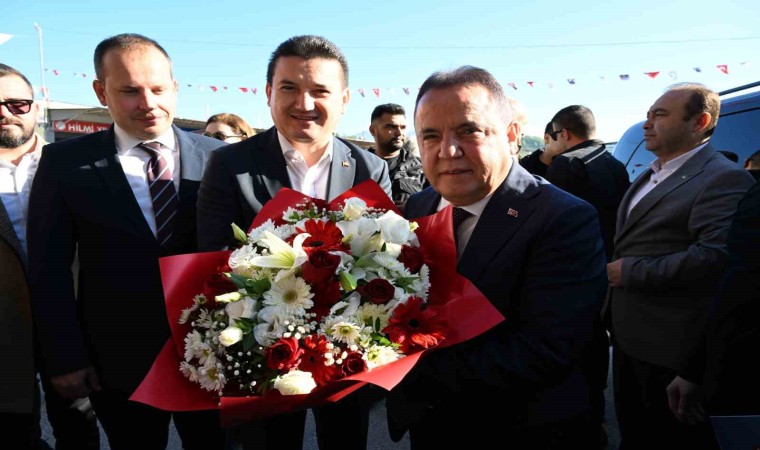 Kumluca Toptancı Halleri sezon açılışı gerçekleşti