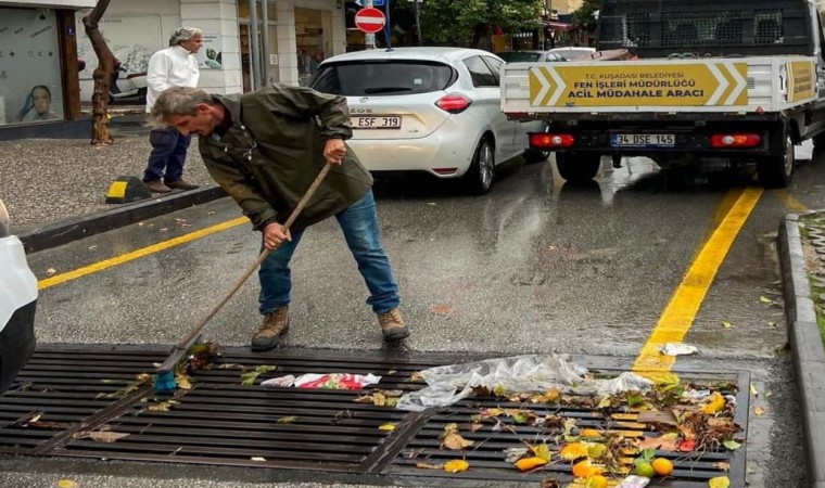 Kuşadası Belediyesinin aldığı önlemle sağanak sorunsuz atlatıldı