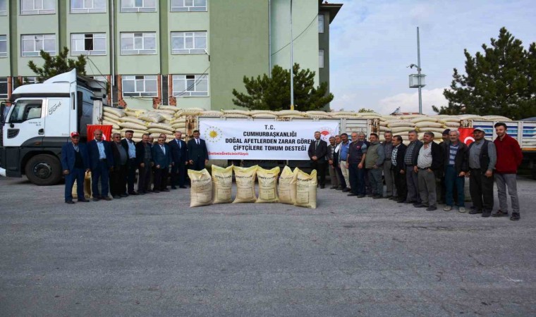 Kütahyada doğal afetlerden zarar gören 510 çiftçiye buğday tohumu desteği