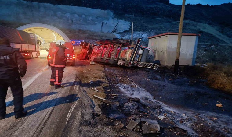 Malatyada iki ayrı trafik kazasında 3 kişi yaralandı