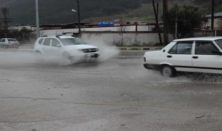 Manisa için sağanak yağış uyarısı