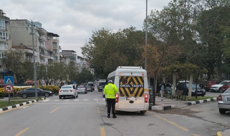 Manisada 304 okul servis aracından 6sına ceza