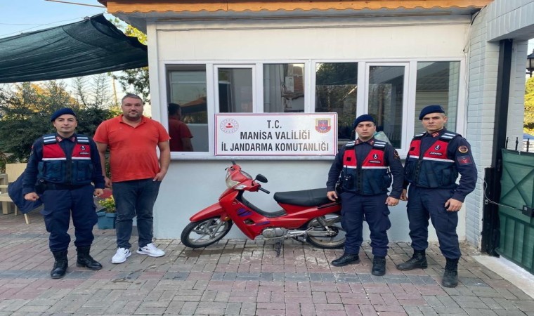 Manisada şüpheli motosiklet çalıntı çıktı