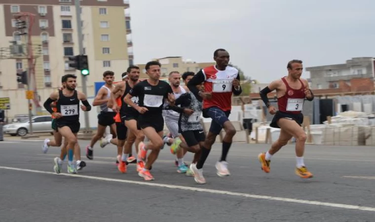 Mardin’de Uluslararası 2’nci Mezopotamya Yarı Maraton Koşusu yapıldı