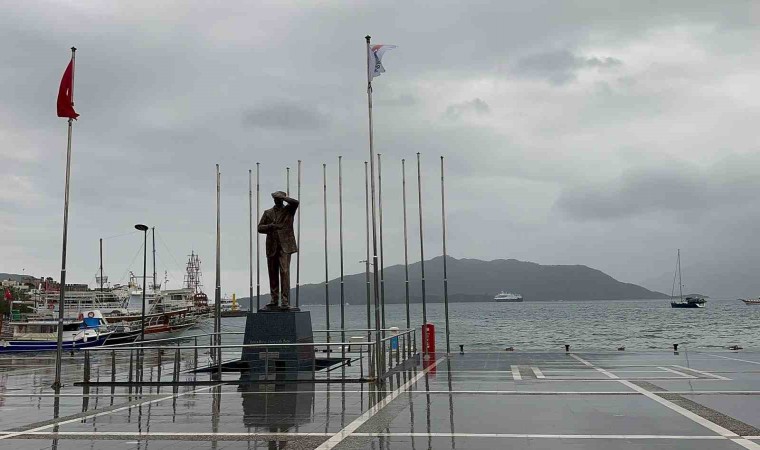 Marmariste sağanak yağış etkili oluyor