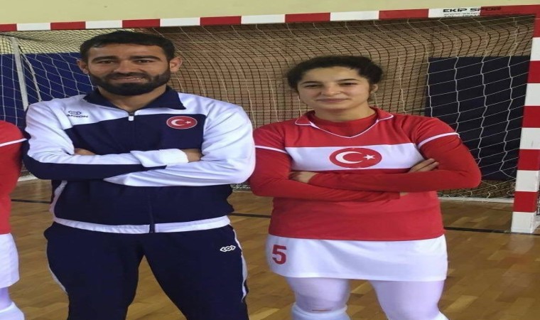 Milli Hokeyci Özmen Muğlaya transfer oldu