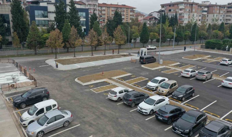 Milli İrade Meydanı otoparkı hizmete açıldı