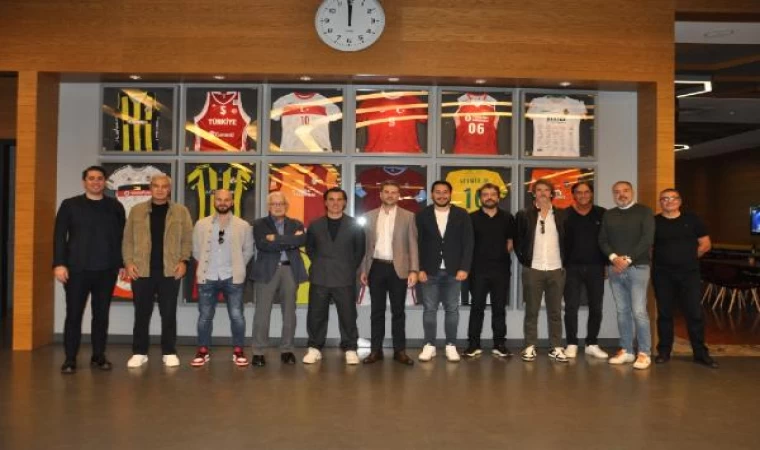 Montella ve TFF Sağlık Kurulu, Acıbadem Sports’u ziyaret etti