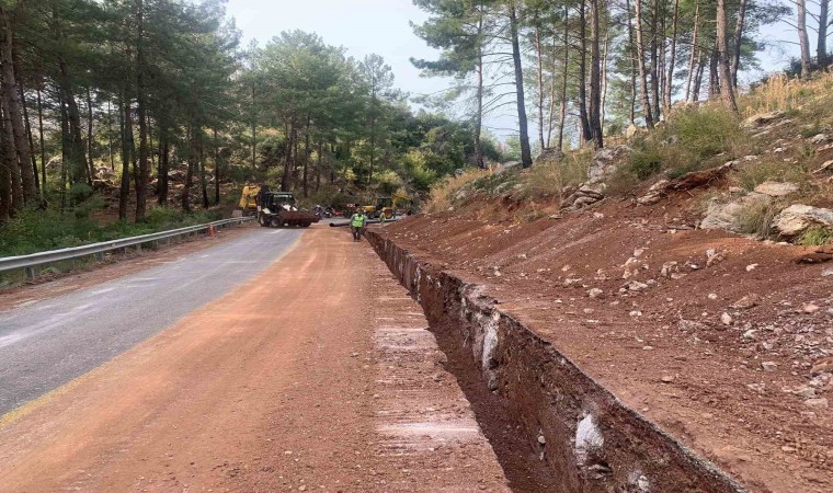 Muğla Büyükşehir Belediyesi, Marmaris Bozburun İçme Suyu Projesinde ilk kazmayı vurdu