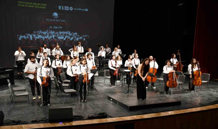 Muhteşem çocuklar, Çocuk Hakları Günü için sahneye çıktı