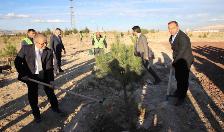 Niğde Belediyesinden Öğretmenlere Anlamlı Hediye