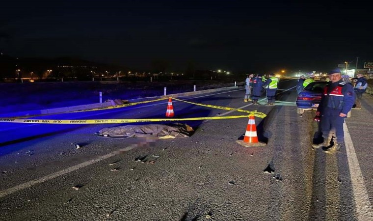 Niğdede motosikletle otomobil çarpıştı: 1 ölü, 1 yaralı