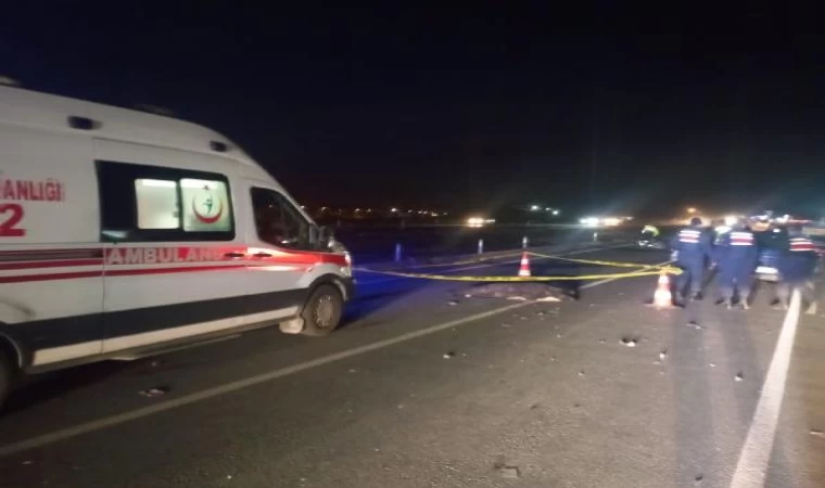 Niğde’de otomobilin çarptığı motosiklet sürücüsü hayatını kaybetti