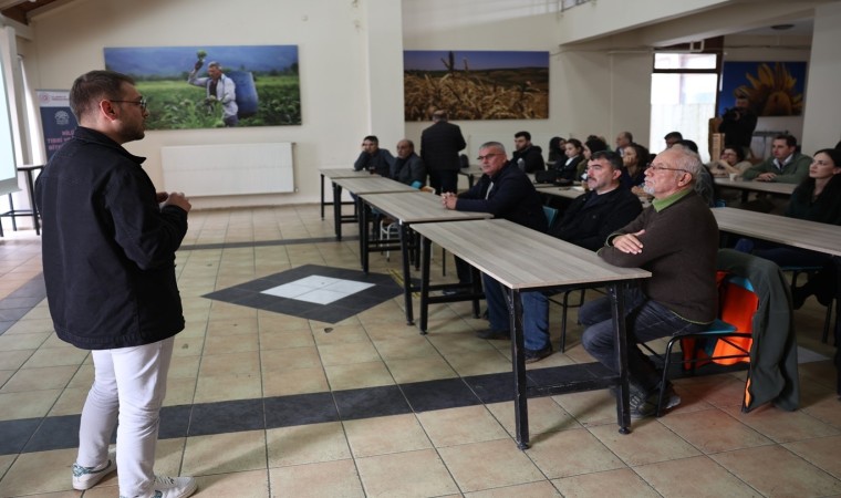 Nilüferde tıbbi ve aromatik bitkilerin önemi ele alındı