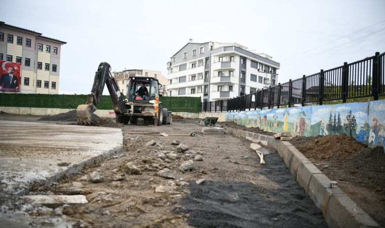 Okul bahçeleri bakım onarıma girdi