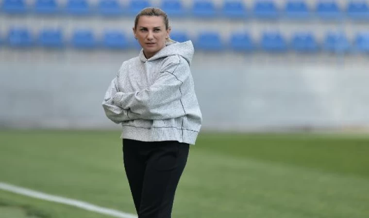 (ÖZEL) Necla Güngör Kıragası: Kadın futbolunda sağlam temeller ata ata devam ediyoruz