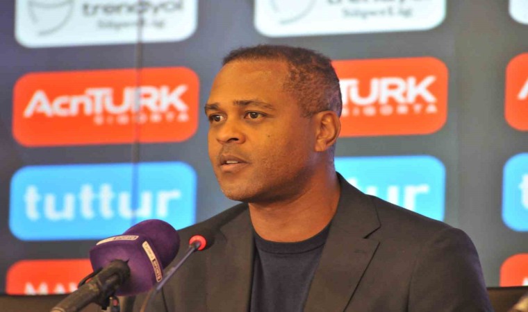 Patrick Kluivert: Bu skor bizi mutlu etmedi