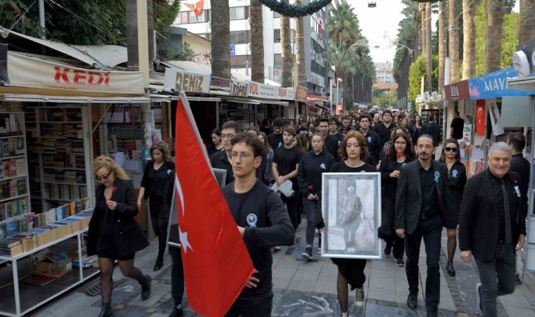 Radikal Eğitim Kurumları Atasını andı