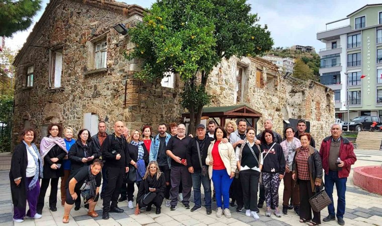 Rum mübadillerin torunları dedelerinin göç ettiği Esenköyü gezdi