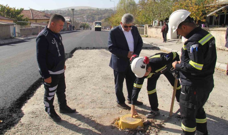 Sağlık mahallesinde asfalt çalışmasında sona gelindi