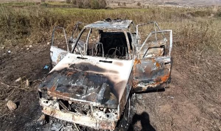 Siirt’te, kazada alev alan otomobilde ölen anne ve 5 çocuğu, yan yana toprağa verildi/Ek fotoğraf