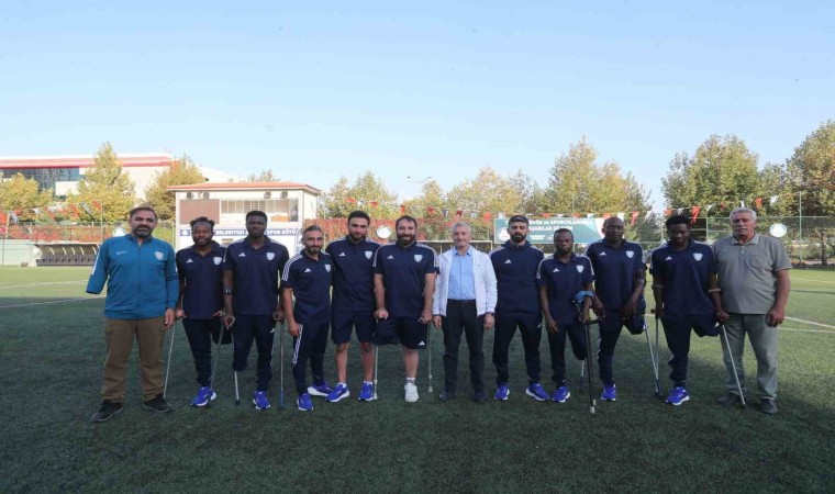 Tahmazoğlundan Ampute Futbol Takımına moral