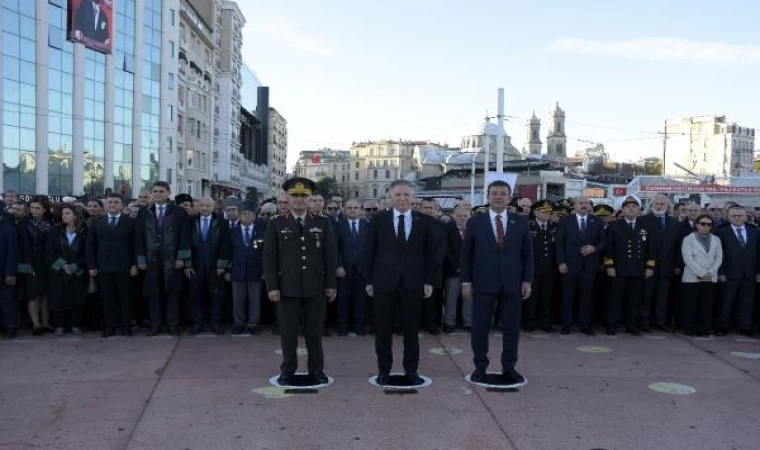 Taksim Meydanı’nda Atatürk’ü anma töreni