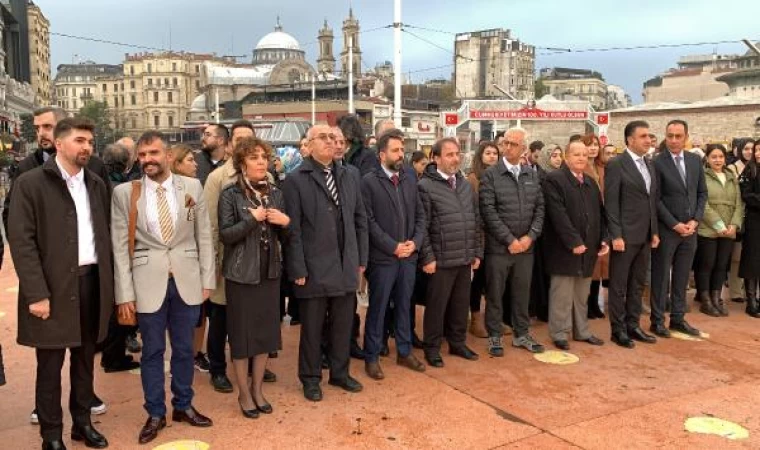 Taksim’de öğretmenler günü için tören düzenlendi